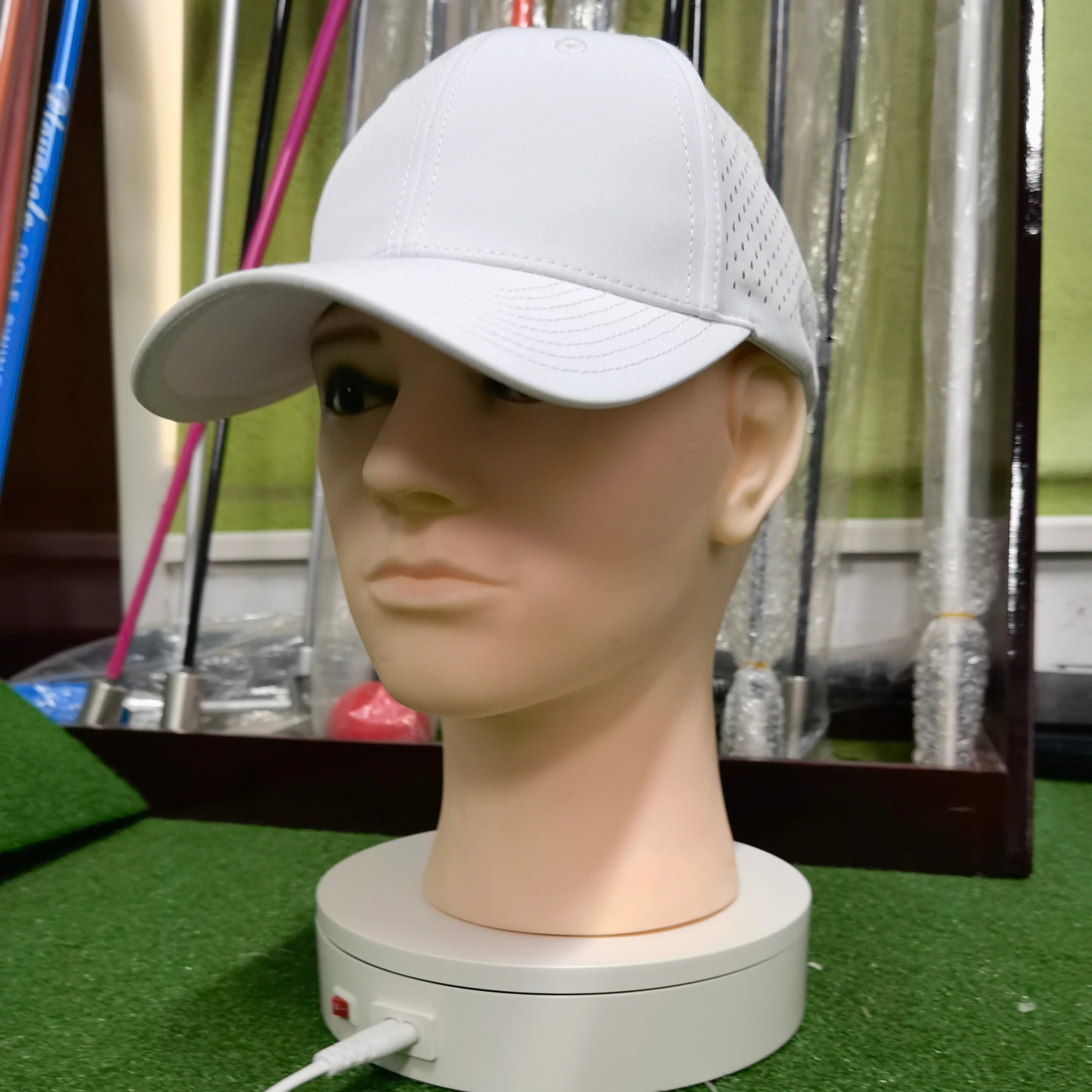 Six-panel Performance Hat Laser-perforated Custom Golf Baseball Hats
