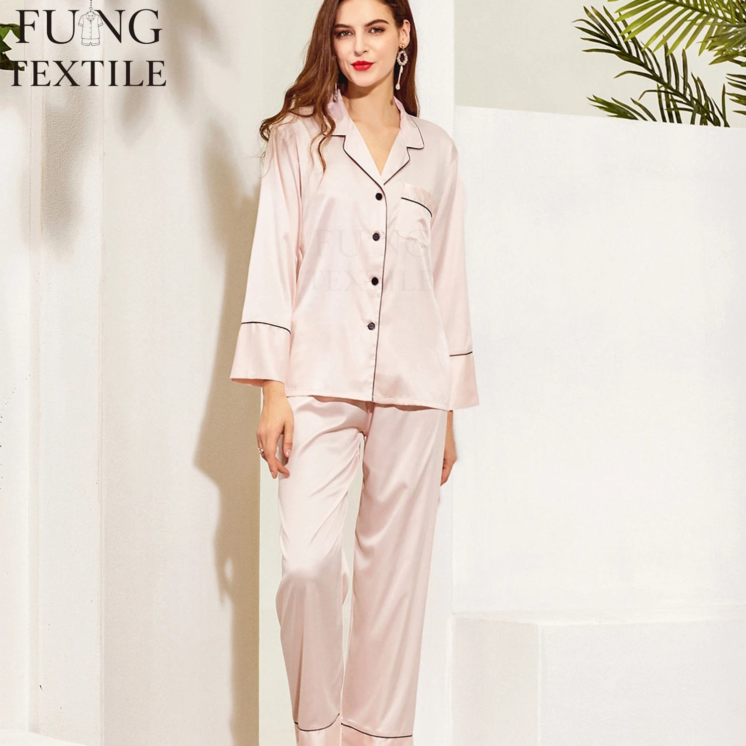 Fung 6001 Wholesale Ladies Spring New Pajamas Ice Silk Two Sets of Robe Trousers Comfortable Imitated Silk Simple Long Pajamas