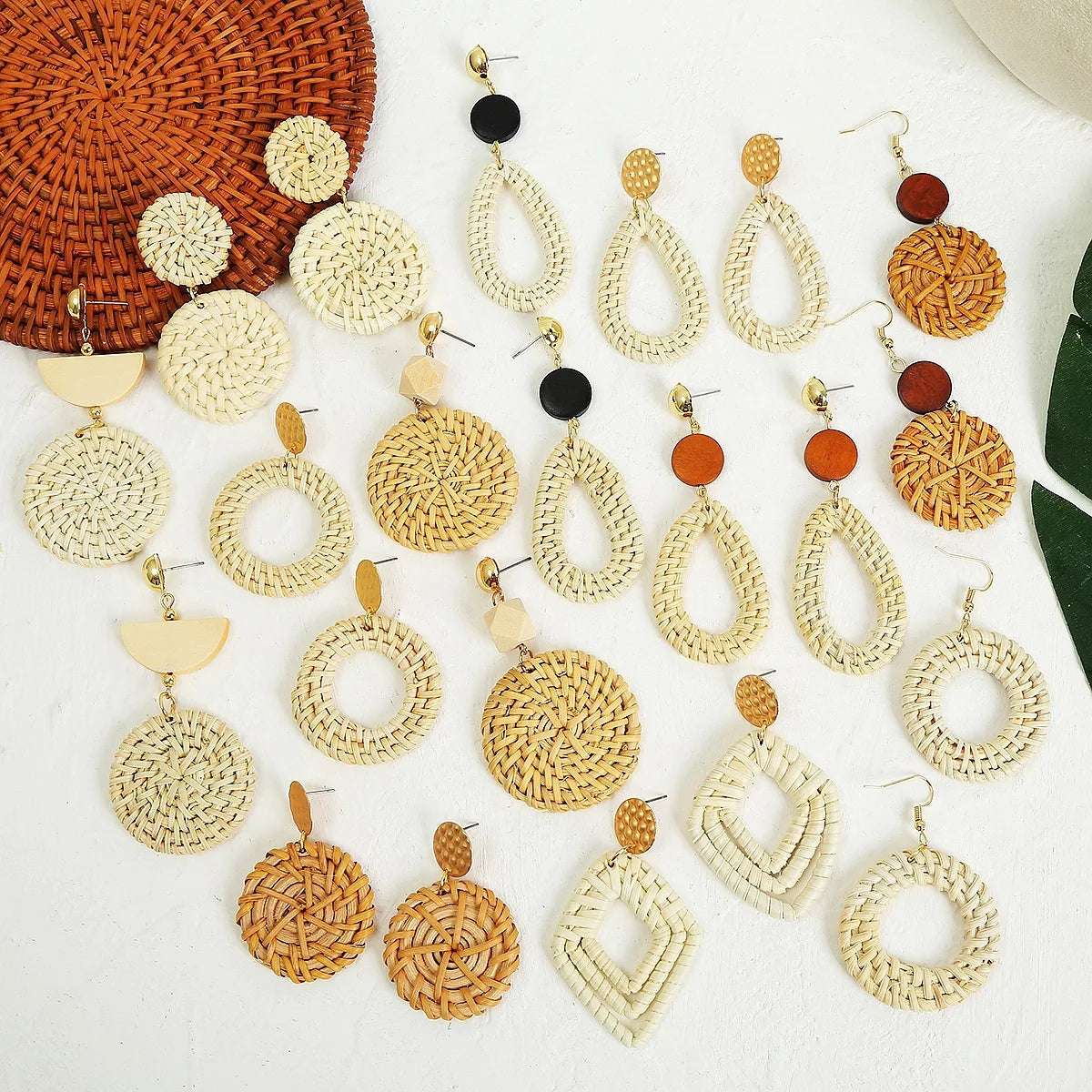 SC Hot Selling 2022 New Handmade Square Earrings Summer Beach Circle Drop Earrings Bohemia Bamboo Rattan Earrings for Women