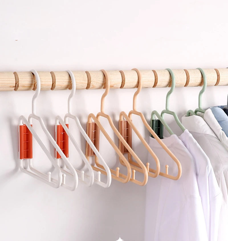 New Design Magic Space Saving Coat Hangers Plastic Foldable Hanger Clothes Organizers Rack for Small Space