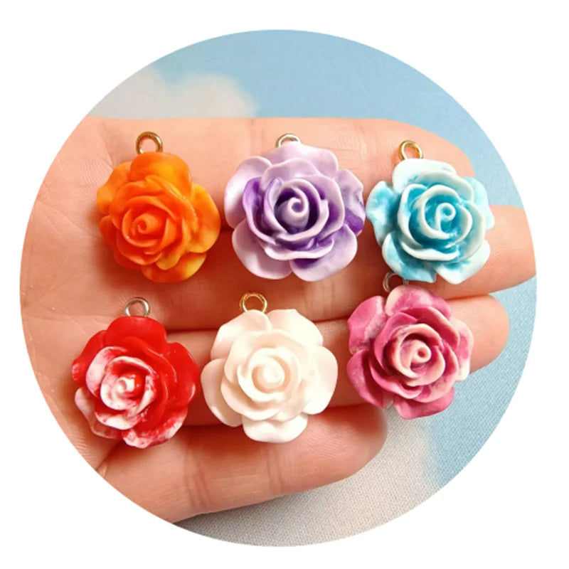 Christmas Resin Pendants for Necklace Bracelet Xmas Party Snowflake Snow Man New Year Charms Flatback Jewelry Supplier
