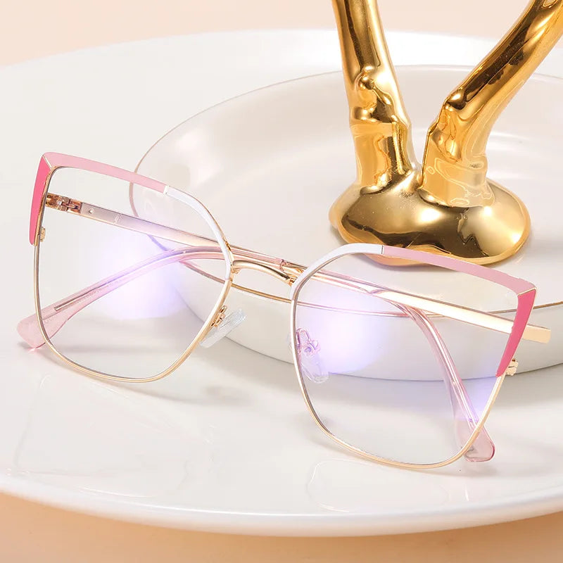 2024 New Metal Myopia Glasses Ladies Anti Blue Light Optical Glasses Fashion Personalized Glasses Frame