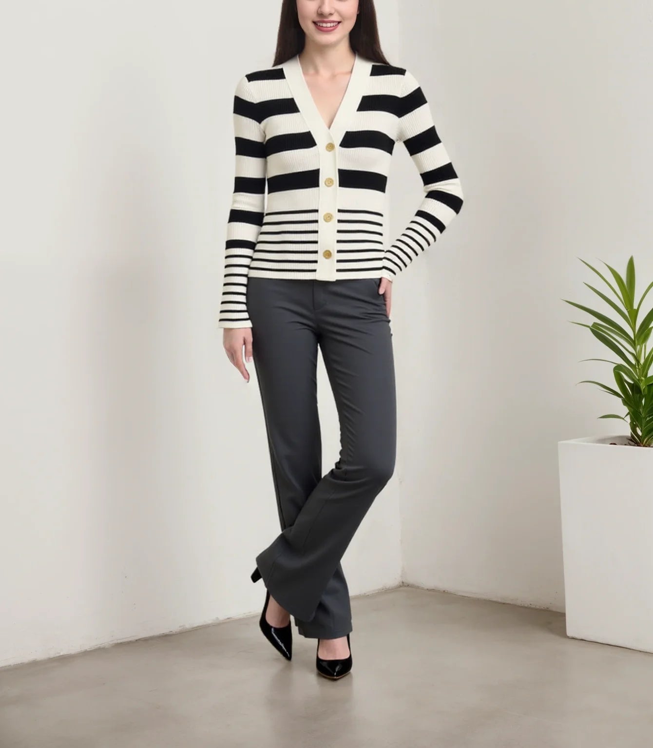 High Popularity 2025 New Slim V Neck Elegant Stripes Pattern Button Commuter Casual Cardigan Knitwear