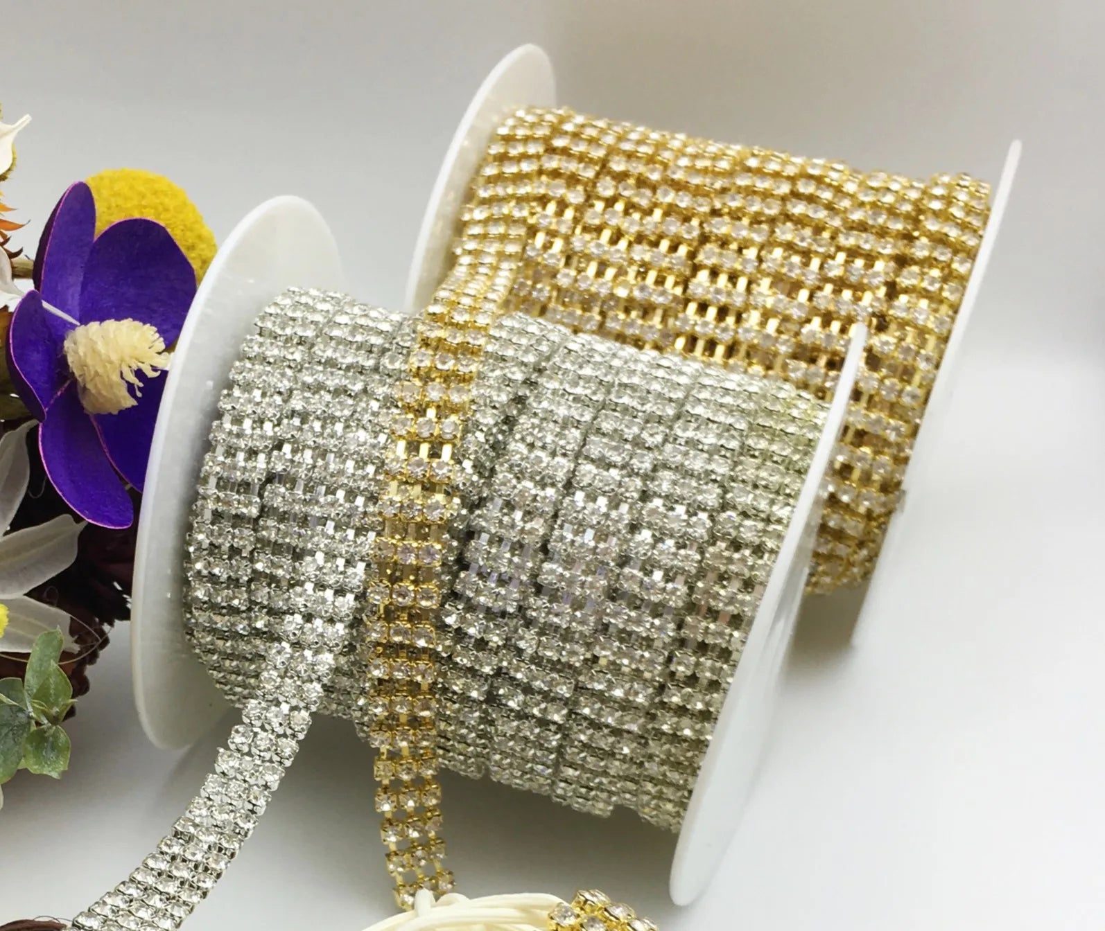SINRONG 3-Row Gold/Silver White SS12/3mm Sew-On Rhinestone Decorative Chain Flat Back Loose Claw Design for Shoes Clothing Glass