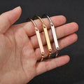 Qiuhan Nameplate Personality 18k Gold Plated Stainless Steel Cuff Personalized Name Bracelet