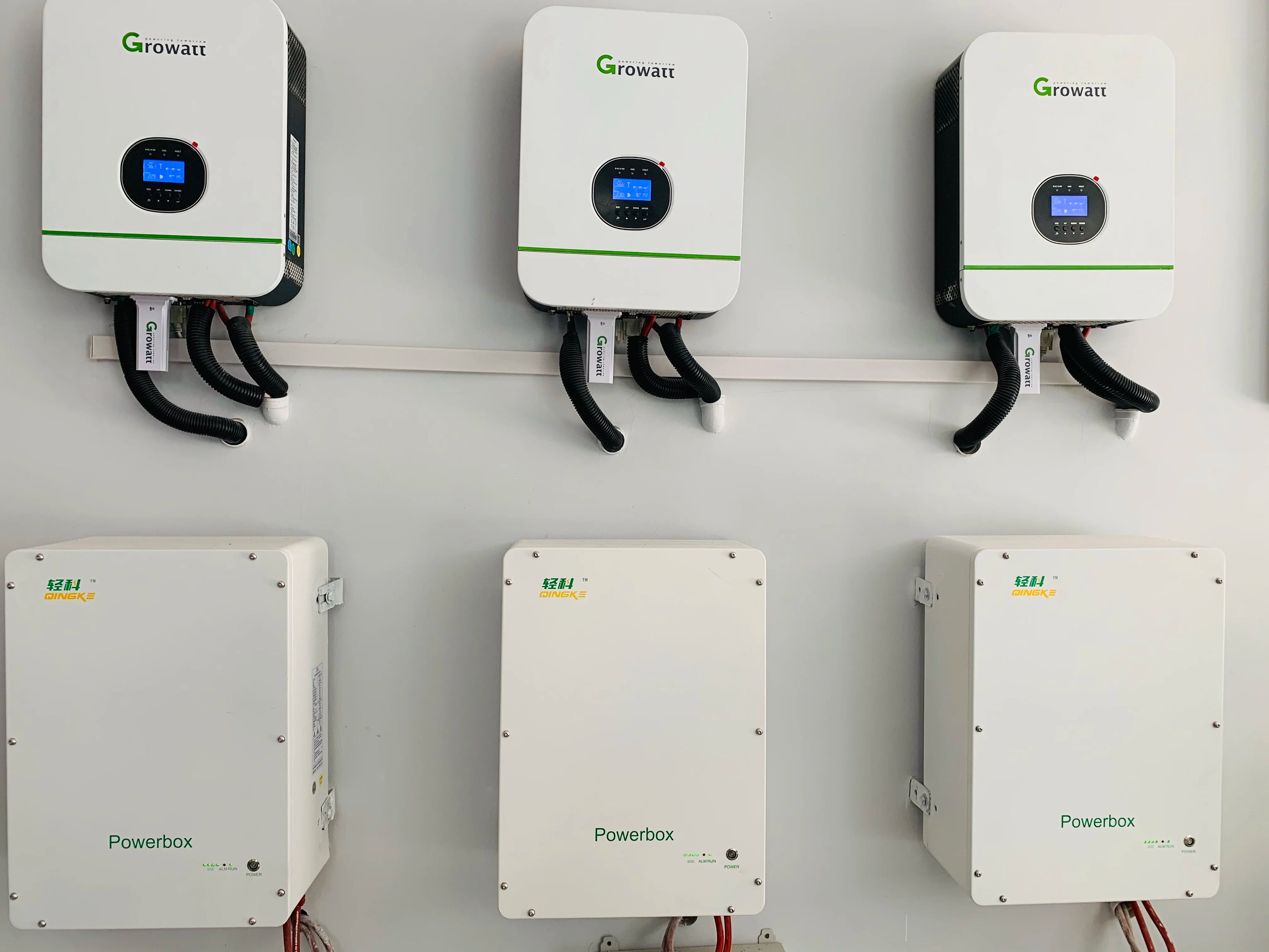 Growatt 5KW Off-Grid Solar Inverter SPF 5000ES Pure Sine Wave Single Output 48VDC 230VAC with Wifi Module