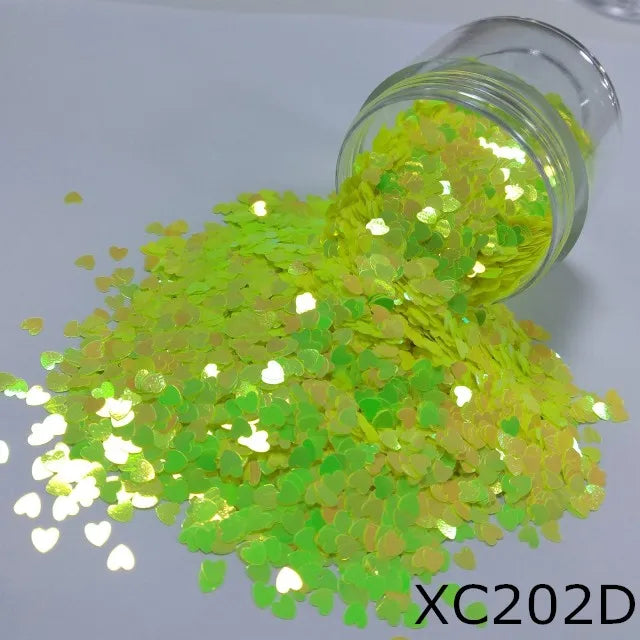Xucai Glitter Fine Crafts 2000 Colors 3mm 6mm Chunky Holographic Polyester Shape Sequins Wholesale Christmas Decorations