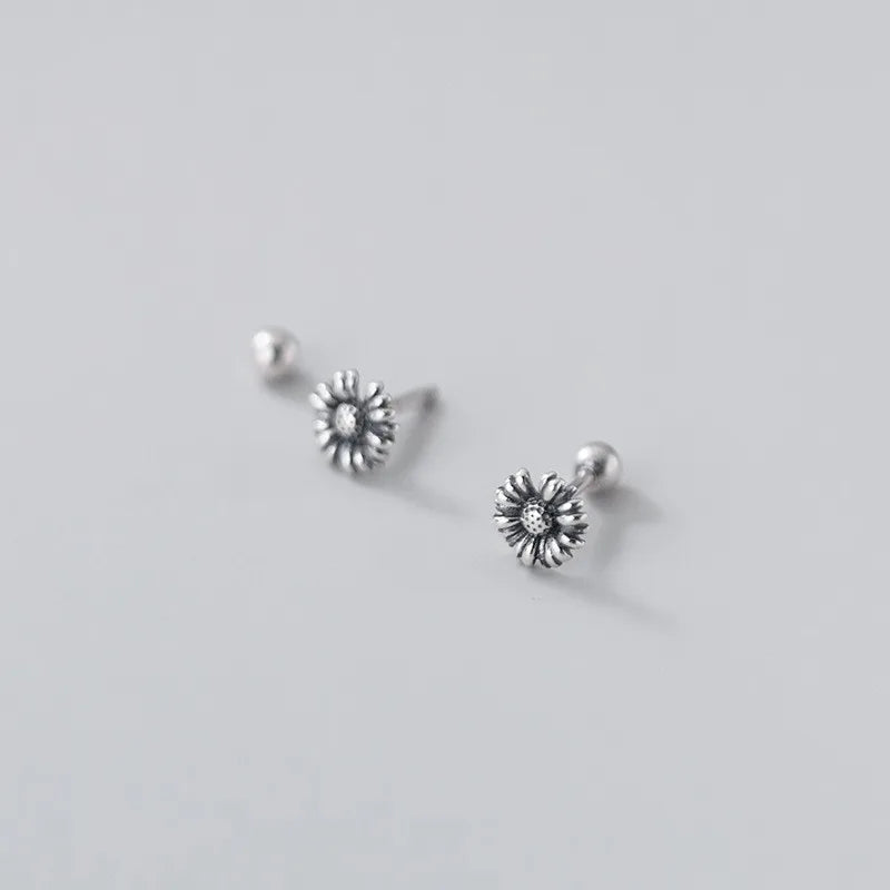 Fashion S925 Sterling Silver Daisy Flower Earrings Thread Stud Earring Vintage Earrings Women Wholesale