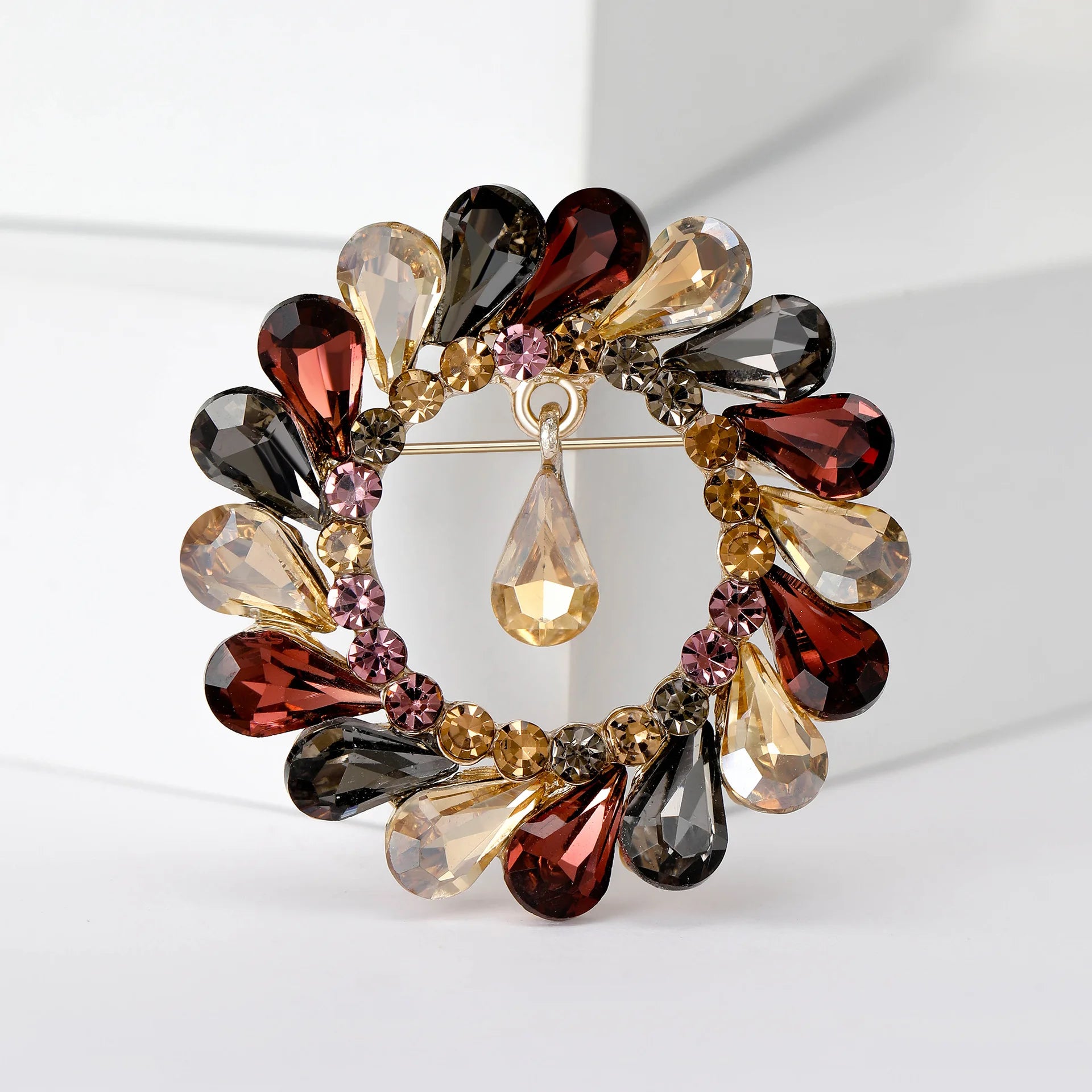 New European and American Style Retro Alloy Rhinestone Brooch Round Pendant Women's Clothing Accessory Pin