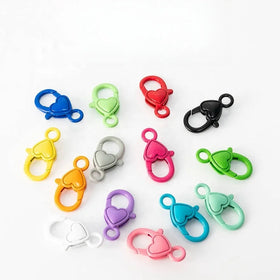 Wholesale of Factory Painted Colorful Love Shape 26mm*15mm Alloy Lobster Buckles With Vintage Keychains