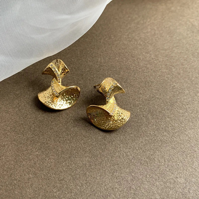 France Luxury Butterfly Diamond Ear Stud Earrings Retro Fine Jewelry 18K Gold Plated Stud Earrings for Women