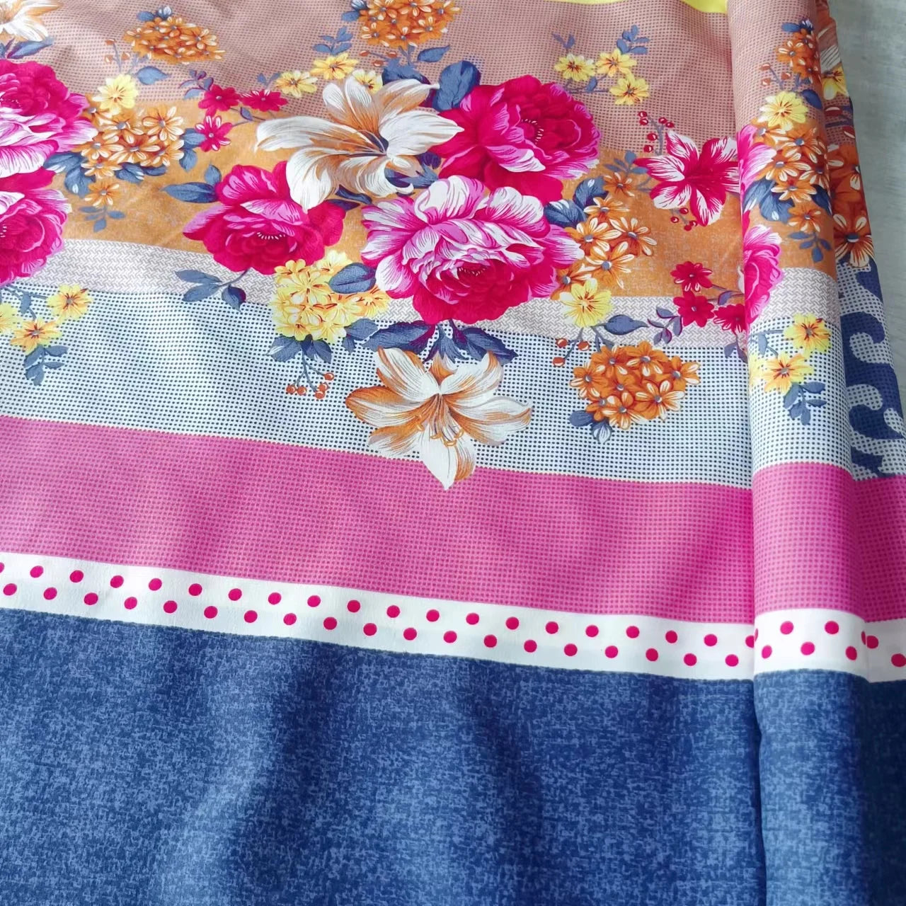 100% Polyester Microfiber Bedding Fabric Home Textile 98" 125gsm Disperse Print Interlining Lining Ready to Sell