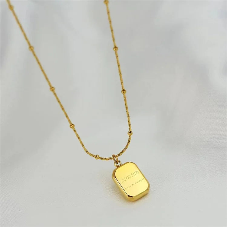 Wholesale Stainless Steel 18k Gold Plated Hip Hop Square Custom Name English Letter Pendant Necklace