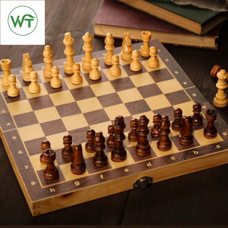 Wholesale Checkers Folding Wooden Chess Set with Metal Pieces Chess+games