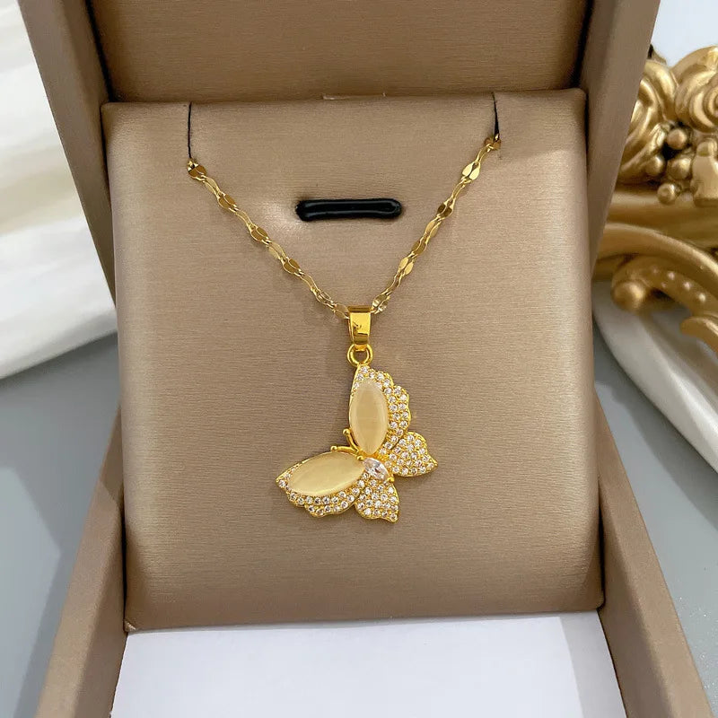 Butterfly Luxury Titanium Steel Necklace Full Diamond Crystal Pendant Clavicle Trendy Necklace