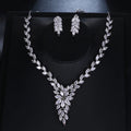 2022 Wholesale Luxury Crystal Wedding Jewelry Set Shiny Zircon Necklace Earrings Set Cute Leaf Bridal Jewelry Set for Women