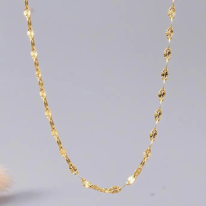 Simple 316L Stainless Steel Gold Flower Pattern Lip Chain Necklace Titanium Steel Lines Pattern Lip Choker Necklace Jewelry