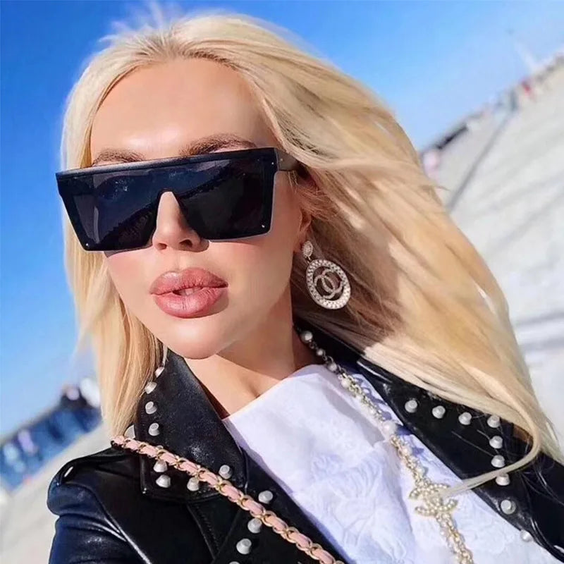 2025 Hot Trendy Oversized square Sun Glasses Top Women  UV400 Retro Women Diamond Sun Glasses