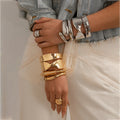 2024 New Wholesale Zinc Alloy Smooth Surface Design Hugging Bracelet Fashion Spring Bracelet Jewelry Gift for Men Women