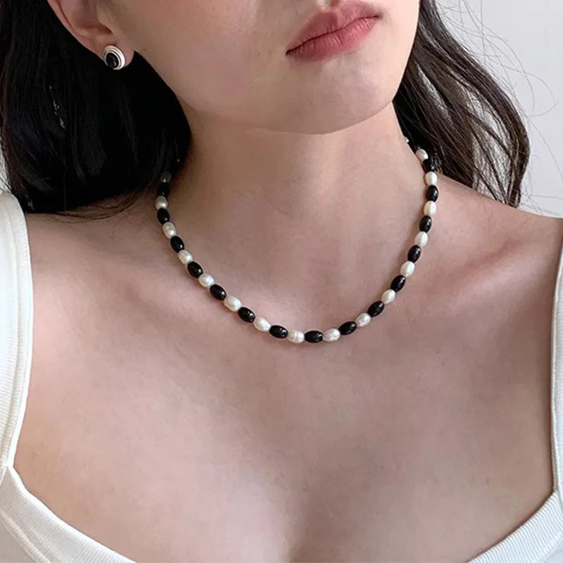 S925 Silver Natural Black Agate Pearl Necklace Natural Bead Interval Black and White Choker Simple and Light Luxury Temperament