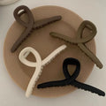 Fashion Trend Early Spring Frosted Hair Claw Premium French Retro Shark Hairclip Top Sale Hair Accessories Decoration