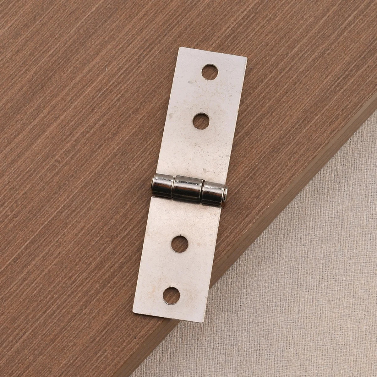 New Chinese Box Folding Hinge for Gift Box Kitchen & Bedroom Use Soft Close Space-Saving Galvanized Iron Hinge Industrial Design
