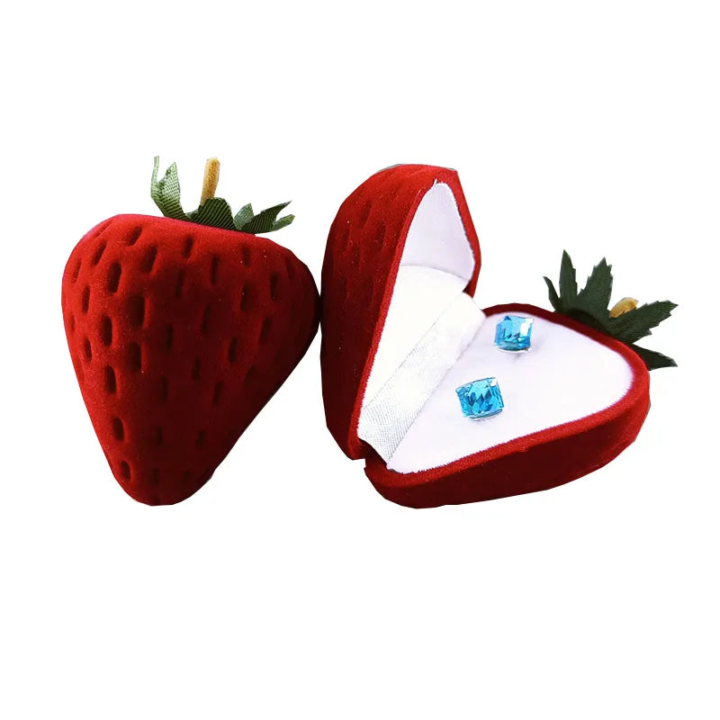 Cartoon Small Strawberry Red Velvet Ring Box Earrings Organizer Mini Proposal Wedding Props Travel Portable Organizer