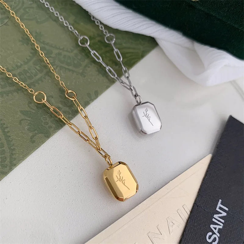 Trendy 18K Gold Plated Stainless Steel Carve Rose Pattern Square Necklace Non Fade Mini Label Pendant Necklace for Women Jewelry