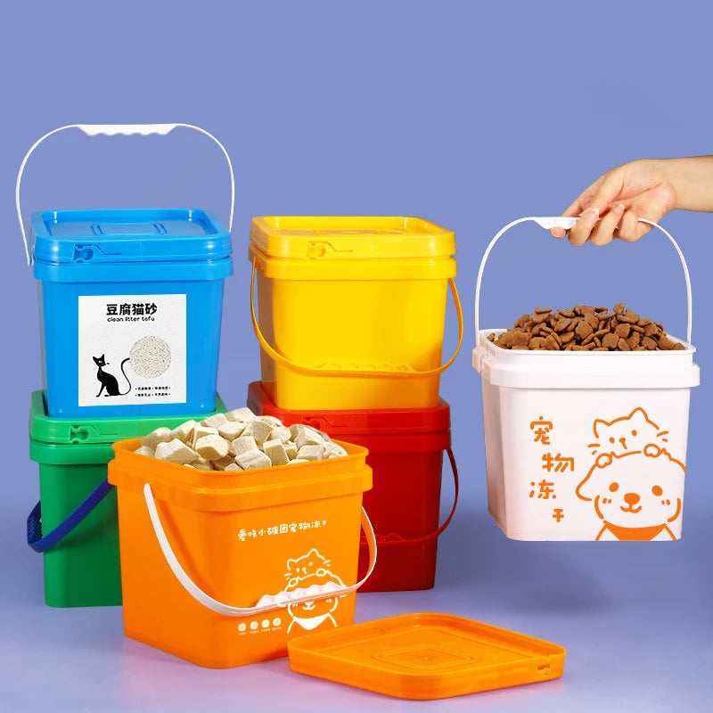 Wholesale Large Capacity Food Grade Sealed Plastic Bucket for Storage Pet Dog Food Plastic Packaging Cat Food Containers