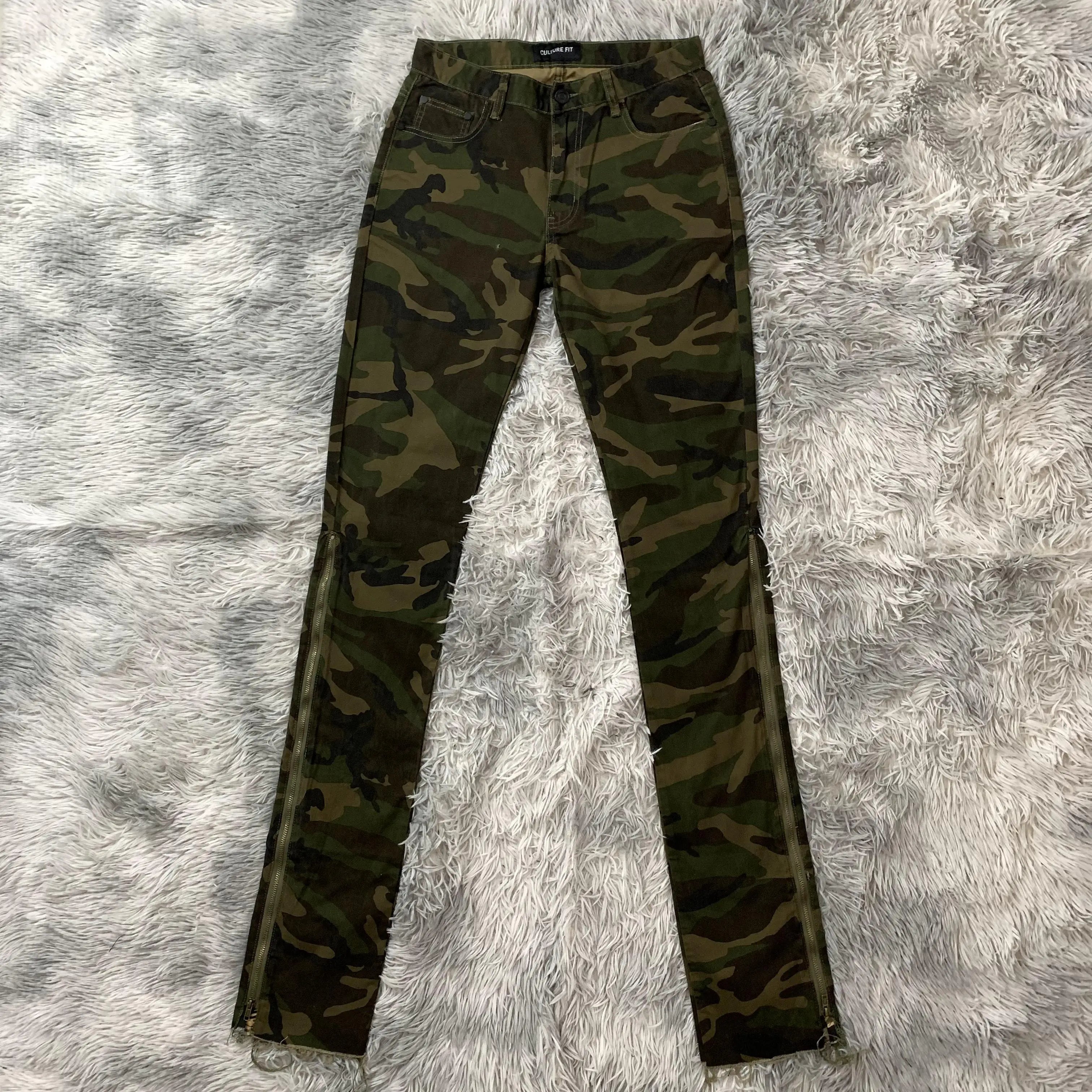 DENIMGUYS Gorpcore Camo Cargo Pants Men Custom Long Zipper Jogger Stacked Camouflage Pants for Men Streetwear