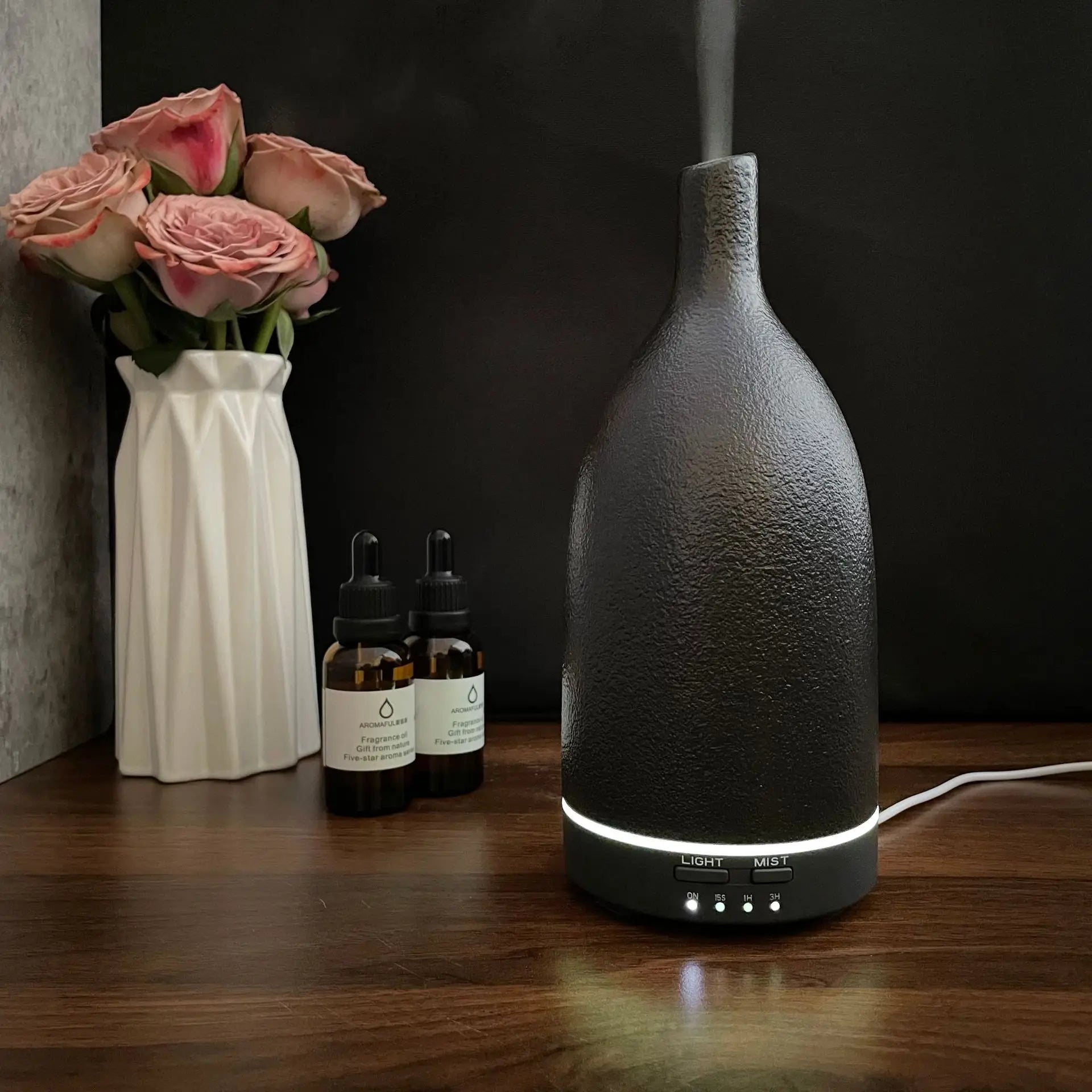 Custom Black Ceramic Aroma Diffuser Smart Ultrasonic Humidifier 1-Year for Office Spa Room Decorative Oil Diffuser for Household