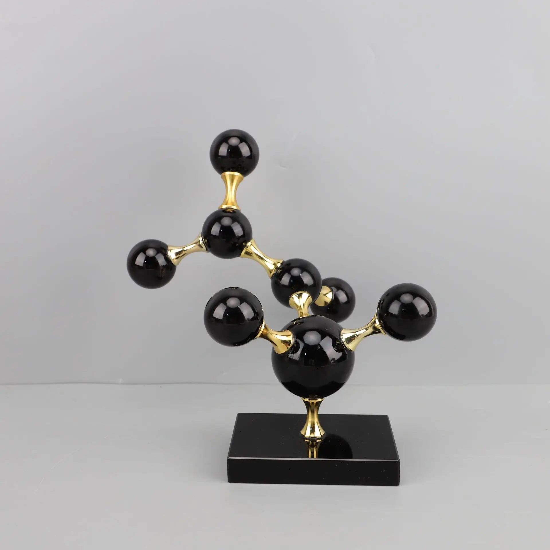 Creative Geometric Crystal Molecule Ball Ornament Modern Simple TV Cabinet Decoration Crafts