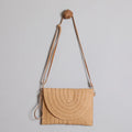 Lady Fashion Tote Straw Woven Shoulder Bag PU Handle Tassel Decoration Button Closure Portable Design for Spring Summer Autumn