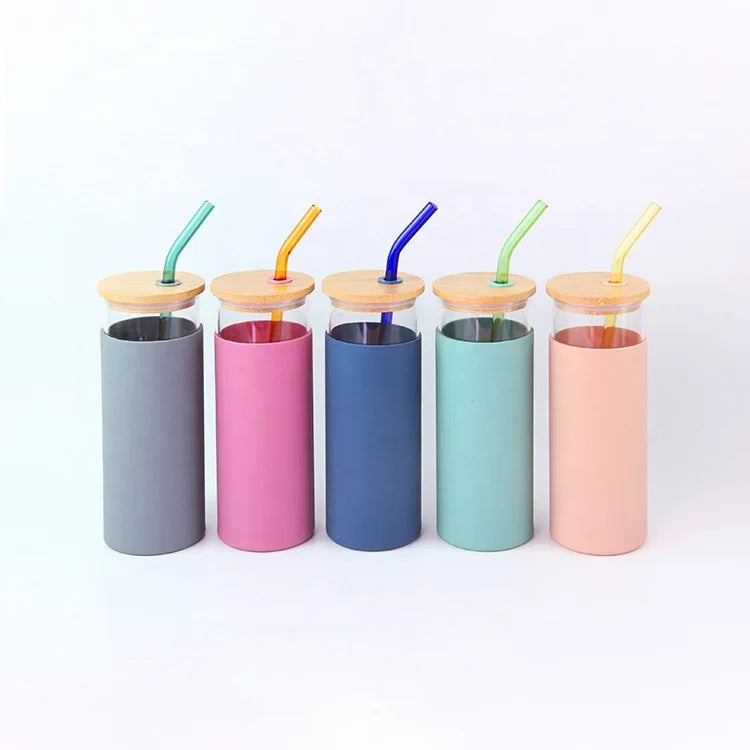600ml /480ml glass cup with bamboo lid and straw glass bottle with silicone sleeve tumbler with cover OEM