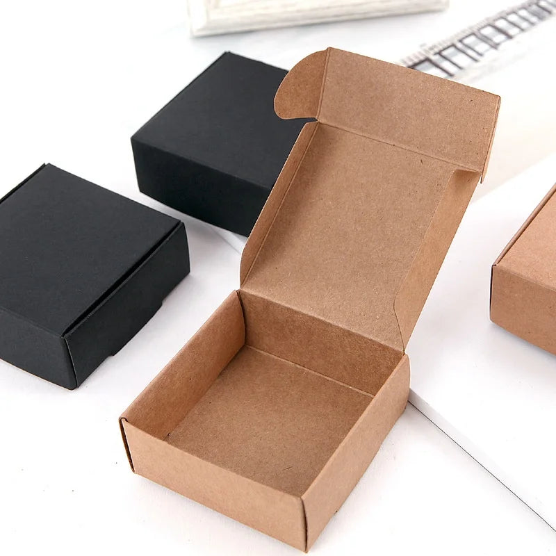 Kraft Paper Recyclable Rigid Takeaway Box with Matt Lamination & Embossing for Sushi & Potato Chips Packaging