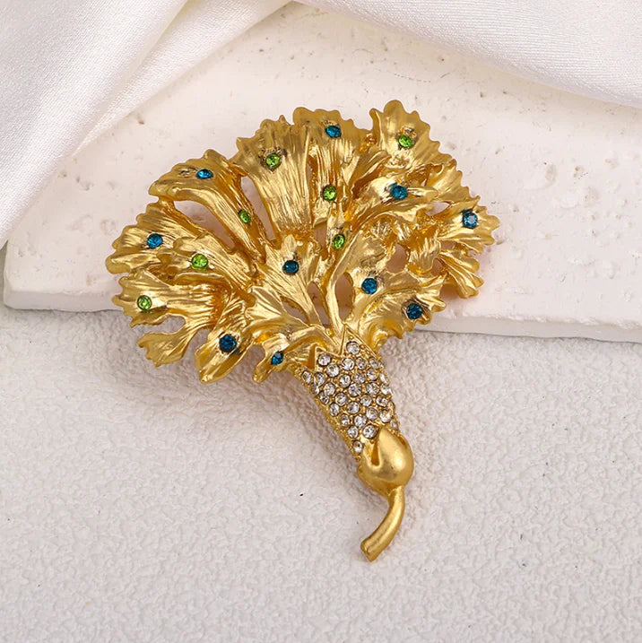 Vintage Alloy Diamonds Flower Brooch for Women Fashion Dress Coat Accessories Jewelry