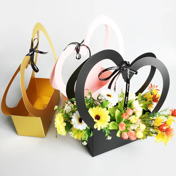 Luxury Cardboard  Gift Packaging Heart Flower Box