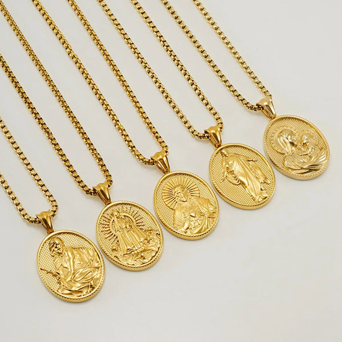 18k Gold Compass Pendant Custom Nautical Jewelry Travel Charm PVD Stainless Steel Compass North Star Necklace Graduation GiftTra