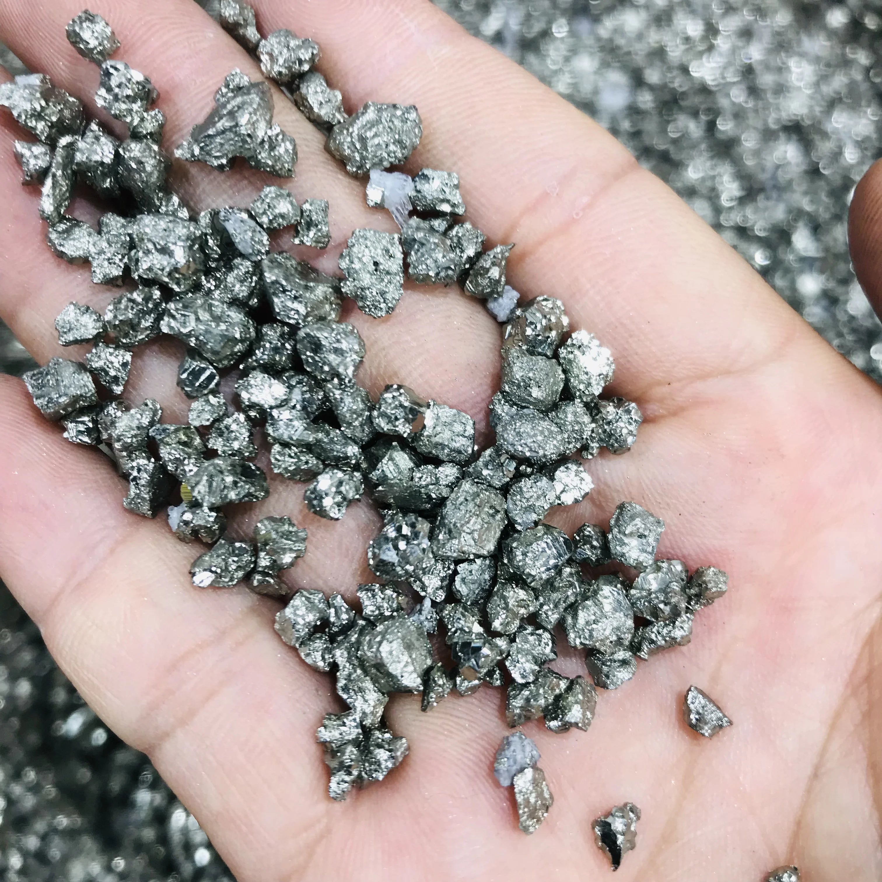Wholesale Natural Healing Bulk Crystal Tumbled Stones Rough Pyrite Gravel Stone for Decoration