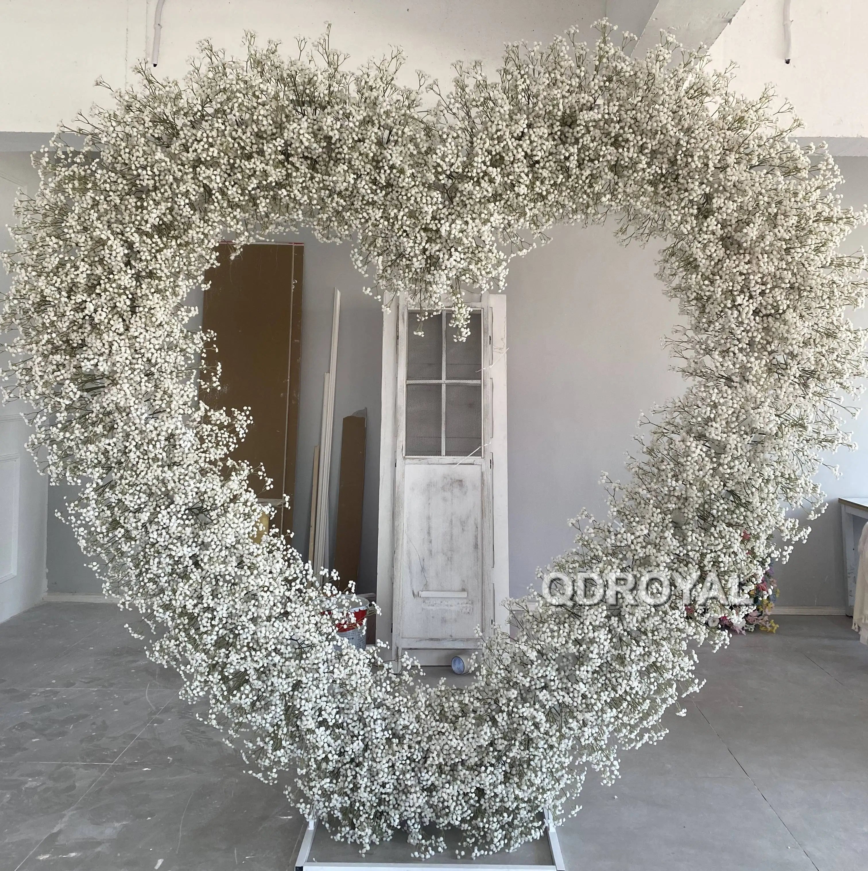 Wholesale Heart Shaped Floral Red Rose Arch Backdrop Artificial Flower Wedding Decoration for Christmas