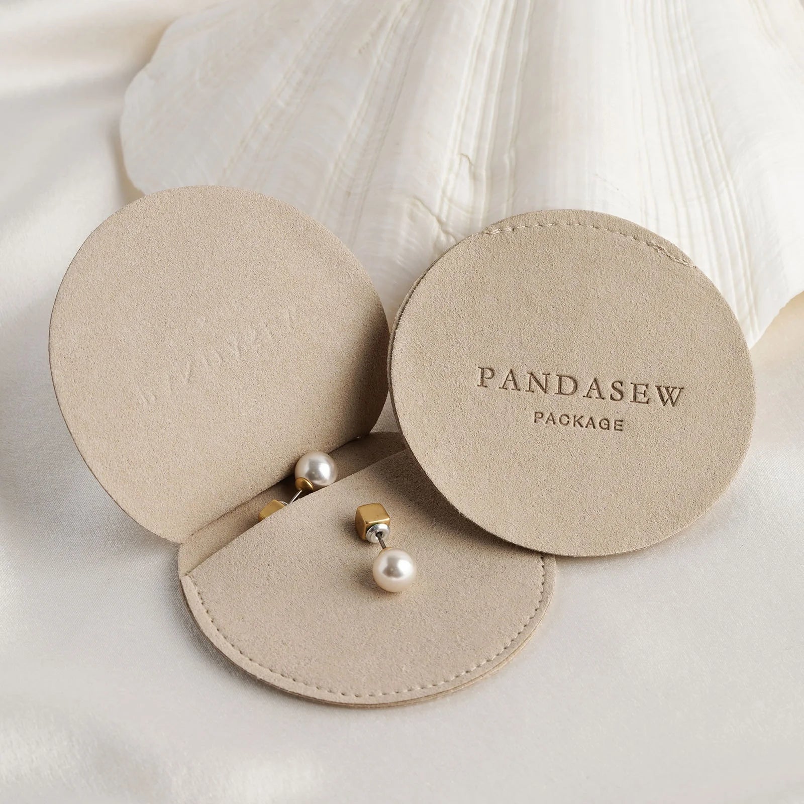 PandaSew Custom Logo Luxury Jewelry Pouch Packaging Microfiber Envelope Flap Round Package Bag