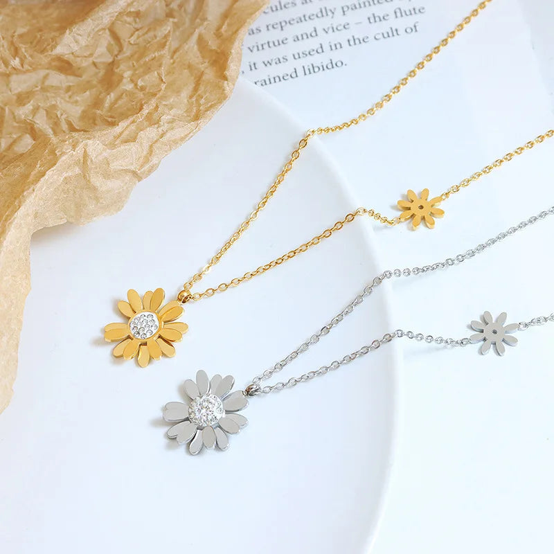 New Ins Summer Daisy Flower 18k Gold Plated Stainless Steel Jewelry Gift Pendants Choker Necklace for Women Tarnish Free