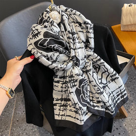 Europe Classic Luxury Designer Houndstooth Flower Pattern Printed Shawls Fashion Long Large Viscose Print Scarves for Women