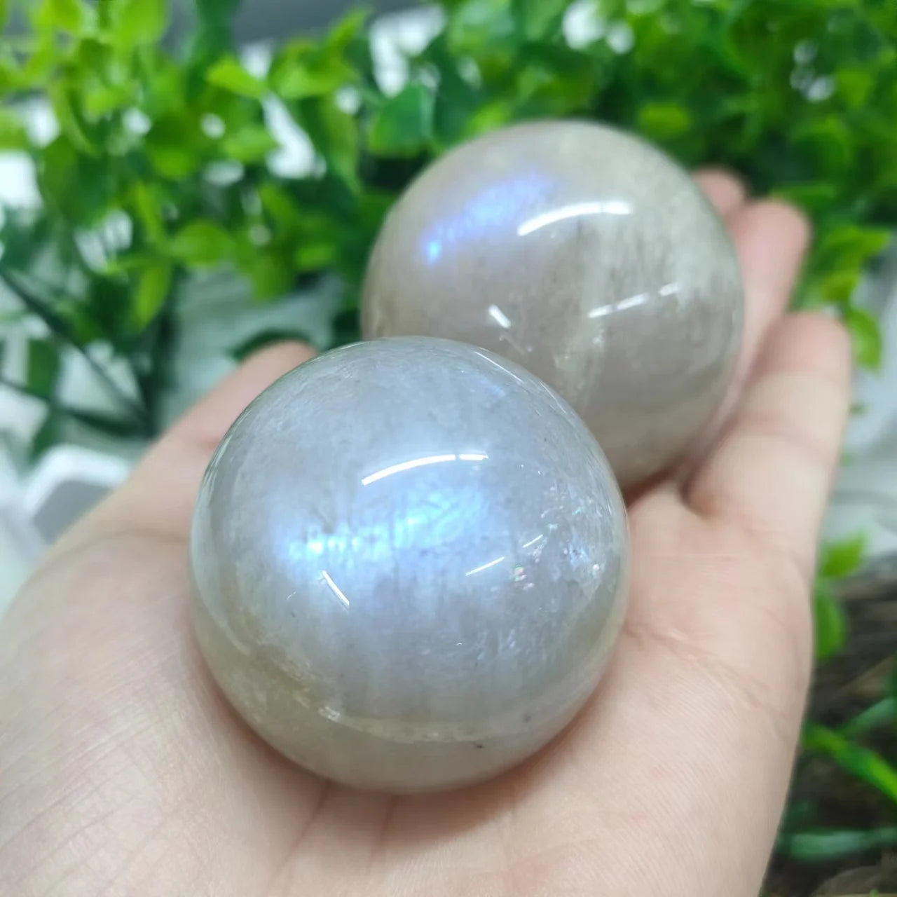 Natural Crystal Sphere Healing Stone Discount 3-6cm Blue Moon Stone Balls for Decoration