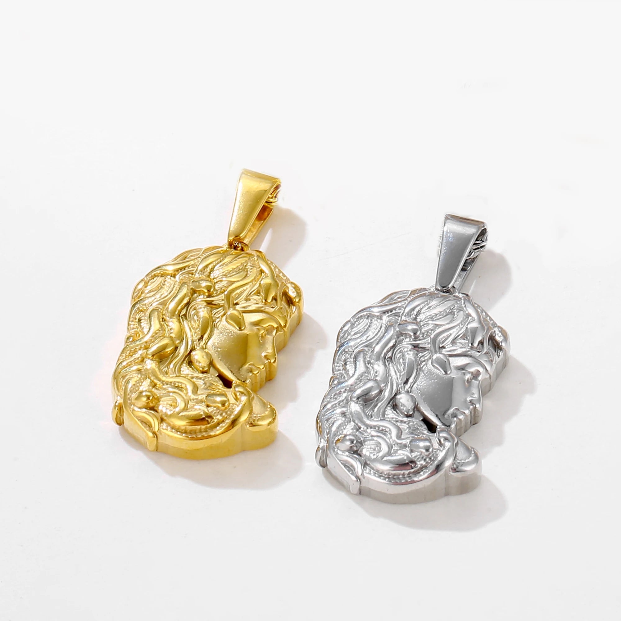 Punk Retro Popular Greek Mythology Jewelry Snake Head Medusa Pendant Titanium Steel Men Necklace Hiphop Religious Jesus Pendant