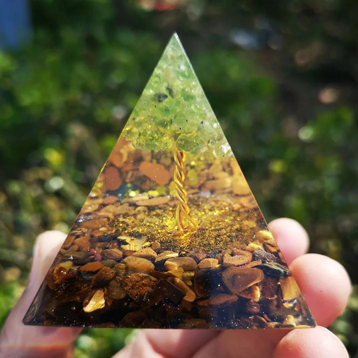 Wholesaler and Manufacturer of Tree of Life Orgonite Pyramids/Orgone Pyramids Crystal Material Product