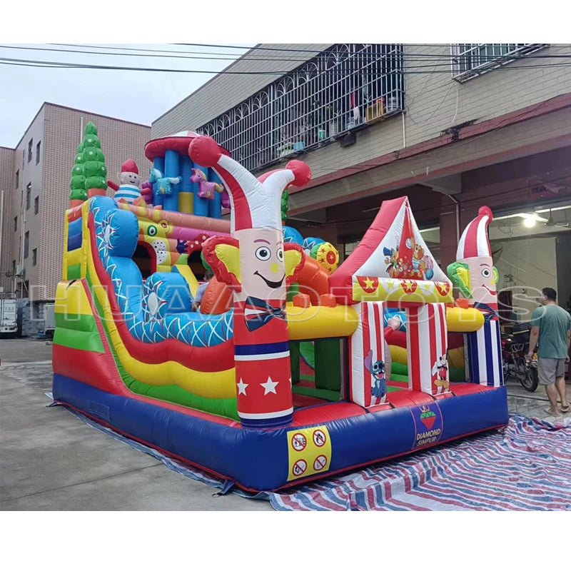 Direct Sale Manufacturer HUAAOTOYS Large Customized Cartoon Castle Inflatable Bouncer Outdoor Commercial PVC Amusement Park