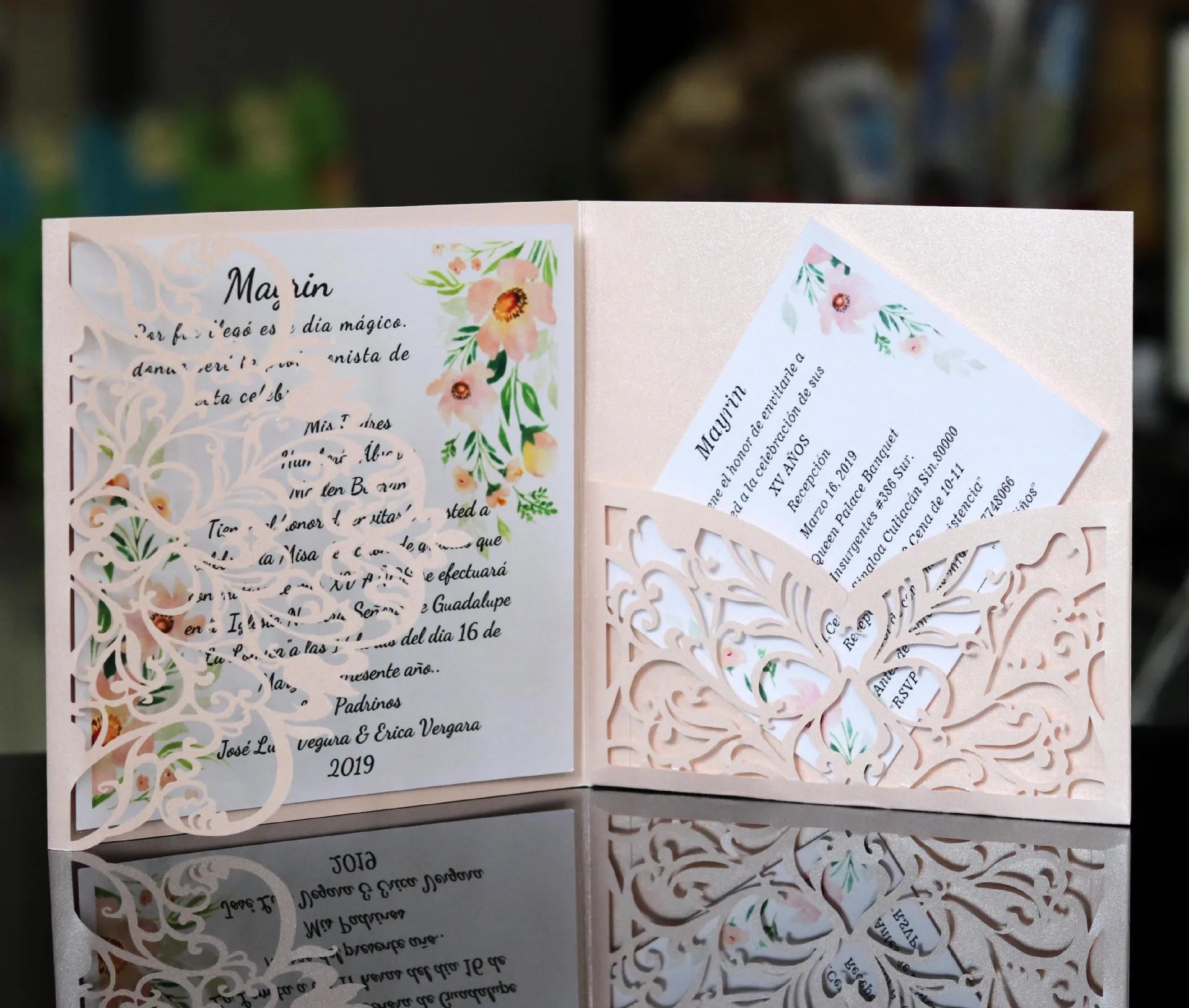Wholesale Custom Color Shape Trifold 15*15cm Laser Cut Pocket Wedding Invitation Cards for Greeting Card Birthday