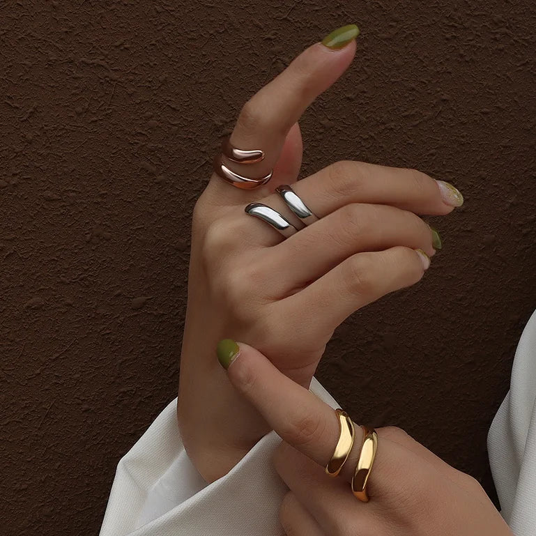 NO Fade Simple Creative 18K Gold Plated Stainless Steel Irregular Geometric Alien Snake Engagement Fashion Ring for Women Girls