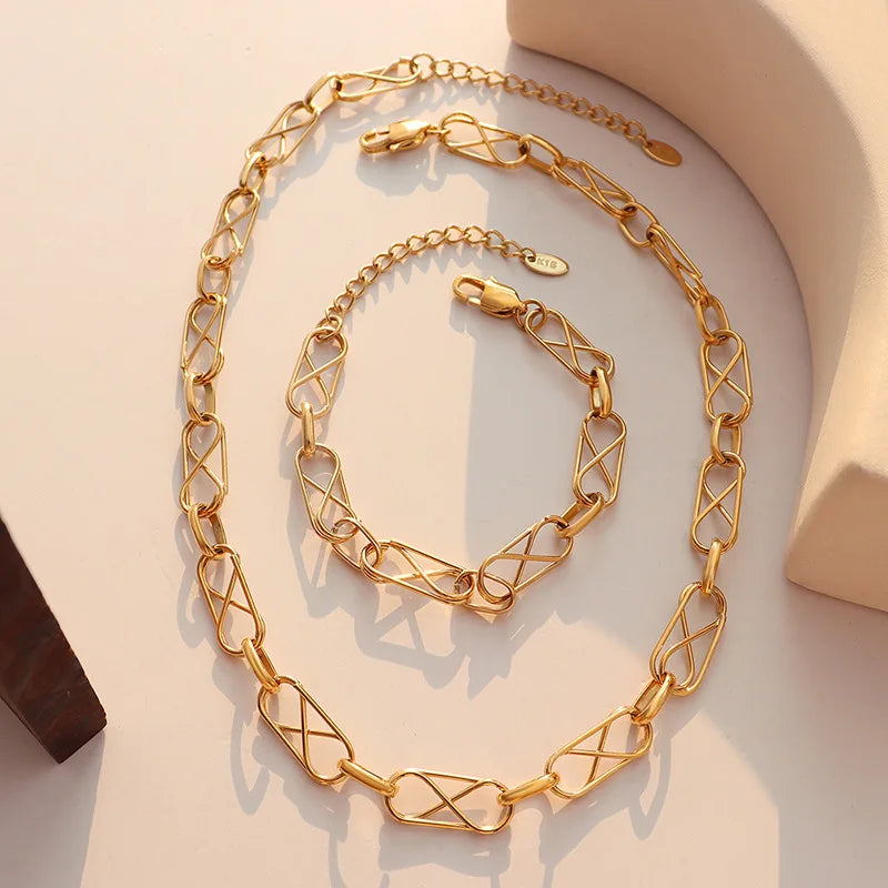 Women's Fashion Clavicle Chain Stainless Steel Jewelry Geometric Necklace Elegant Cross Chain Necklace Bracelet Jewelry Set